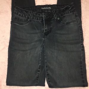 Stretchy skinny jeans